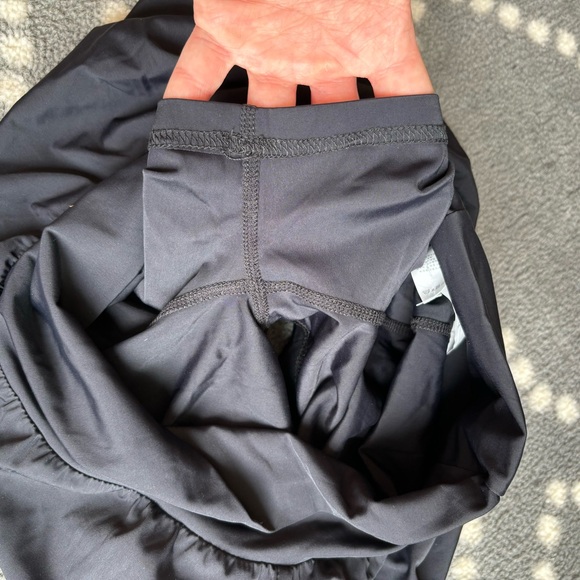 HALARA Women's Black Athletic Shorts - SIZE 8 - Picture 7 of 8